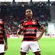 Lorran quebra o silêncio no Flamengo após atuação de gala contra o Corinthians: "Só quebrei o pé"