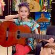 Neta de João Gilberto lança primeiras músicas aos 8 anos de idade