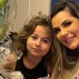 Deolane Bezerra impressiona ao mostrar fotos da festa luxuosa da filha caçula: 'Linda'