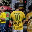 Participante da Parada LGBT+ risca nome de Neymar de camisa do Brasil: 'Sua opinião não me importa'