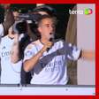 Torcida do Real Madrid faz coro por Bola de Ouro a Vini Jr em festa após título da Champions League