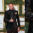 Neymar Jr ostenta relógio luxuoso de R$ 9,4 milhões em leilão beneficente em SP