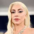 Lady Gaga quebra o silêncio sobre gravidez após viralizar com barriguinha em casamento e surpreende: 'Chorando muito'