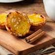 Pastel de Belém: saiba como fazer uma fornada generosa de uma única vez
