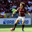 David Luiz espanta má fase no Flamengo e se torna opção segura na defesa