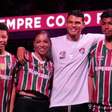 Thiago Silva é apresentado pelo Fluminense e avisa: 'O Monstro voltou'