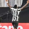 Decisivo no clássico, Bastos exalta trabalho coletivo do Botafogo