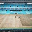 Arena do Grêmio inicia processo de troca do gramado