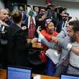 Câmara acelera projeto de Lira que permite à Mesa Diretora suspender mandato de deputado que brigar