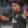 Botafogo anuncia renovação de contrato de Júnior Santos