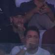 Após vestir camisa, Neymar assiste a jogo do Flamengo no Maracanã