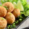 Bolinho de salmão com cream cheese requintado e simples de fazer