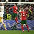 Diogo Costa defende três cobranças e Portugal vence Eslovênia nos pênaltis pela Eurocopa
