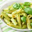 Penne ao pesto: saiba como fazer o prato sofisticado e simples