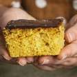 Bolo de cenoura vegano e sem glúten