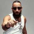 Rapper mineiro FBC se apresenta no Showlivre