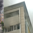Incêndio em shopping na China mata ao menos 16 pessoas; vídeo