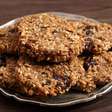 Receita de biscoito de aveia e banana para um lanche equilibrado