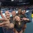 'Selfie' das medalhistas da ginástica viraliza por detalhe inusitado: 'Dinheiro do sorvete'