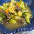 Frio está de volta! Que tal uma sopa de legumes com carne?