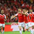 Internacional vence o Cuiabá e segue colado no G6 do Brasileirão