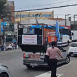 Manifestante reclama de carro de som com propaganda de Nunes em evento de Boulos em SP: 'Opressão'