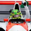 Hamilton se emociona com homenagem a Ayrton Senna em Interlagos: 'Parece um sonho'