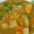 Sopa de caldo de feijão prefeita para qualquer hora do dia e que ninguém recusa!