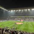 Torcida do Corinthians arrecada mais de R$ 100 mil em cinco minutos em campanha para pagar a Arena