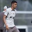 Corinthians avalia retorno de zagueiro que se destacou no Ceará