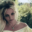 Britney Spears completa 43 anos mas afirma ter 5 anos