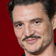 Pedro Pascal é o famoso mais desejado em ranking do Grindr, aplicativo de paquera gay; veja lista