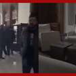 Rebeldes invadem e saqueiam palácios de Bashar al-Assad na Síria