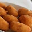 Croquete de peru para servir de entradinha neste fim de ano