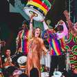 Claudia Leitte é acusada de racismo ao trocar letra de música