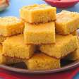 Bolo de pamonha molhadinho muito simples de fazer no liquidificador