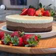 Torta mousse 3 chocolates: o que tem de bela, tem de fácil