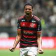 Flamengo libera 5 atletas para procurar novo clube