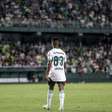 Vitória próximo de lateral Jamerson, do Coritiba