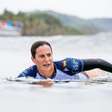 Mundial de Surfe em Abu Dhabi gera polêmica envolvendo atleta bissexual