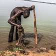 O Lago Vitória, na África, está ficando verde - as bactérias mortais por trás disso