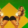 Carla Perez recria figurino de 1997 do É o Tchan para prestigiar Xanddy Harmonia em bloco