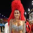 Deborah Secco fala sobre perrengues no Carnaval e revela que beijou na boca
