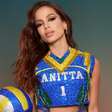 Anitta usa look esportivo para homenagear vôlei em show no Rio