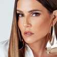 Deborah Secco decide remover o silicone e revela o motivo