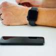 Como encontrar seu iPhone usando o Apple Watch?