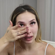 Vídeo: Virginia é agredida com lata na cabeça ao deixar a Sapucaí
