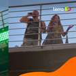 Abravanel sobre no trio de Daniela Mercury e cobra público: 'Tô vendo pouco beijo'