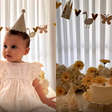 Mãe de caçula de Neymar, Amanda Kimberlly comemora 8 meses da filha