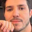 Galã de 'Mania de Você' vai casar com namorado; veja o noivo